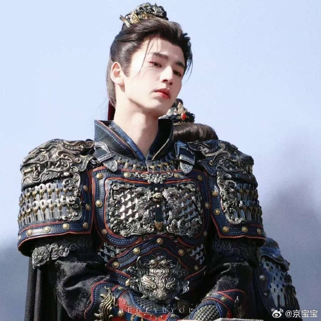 新天涯四美引争议！张凌赫合作俩前辈，网友：这审美变了味？