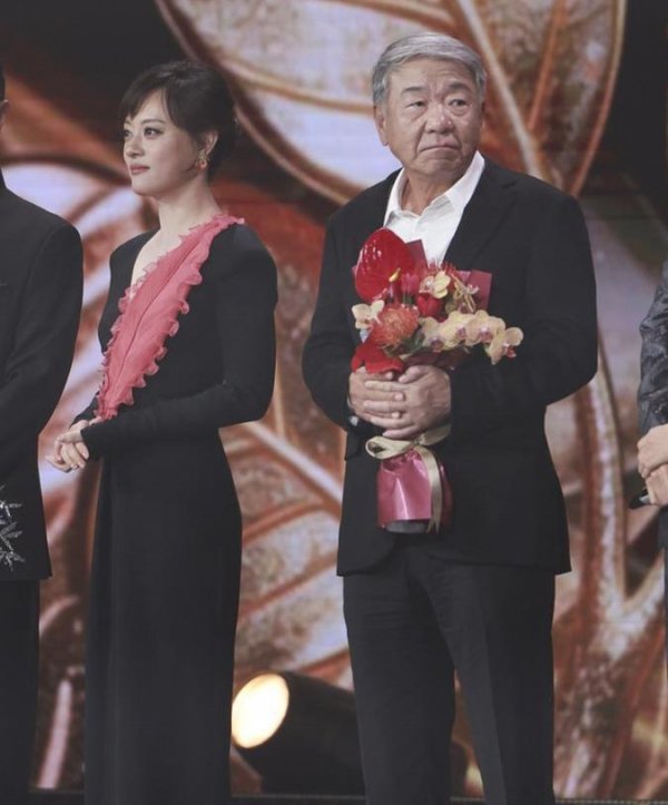 孙俪现场感谢导演郑晓龙，是人生贵人