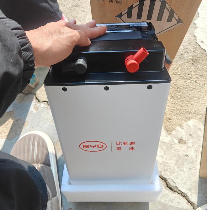 比亚迪大容量锂电池上市，两轮三轮都能用，电动车将发生3大改变