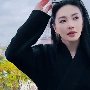 张雨绮直播间也被疯狂举报？鹿晗完全复出录制综艺？迪丽热巴被公司抹黑？叶璇父亲患癌亲妈在外逍遥？