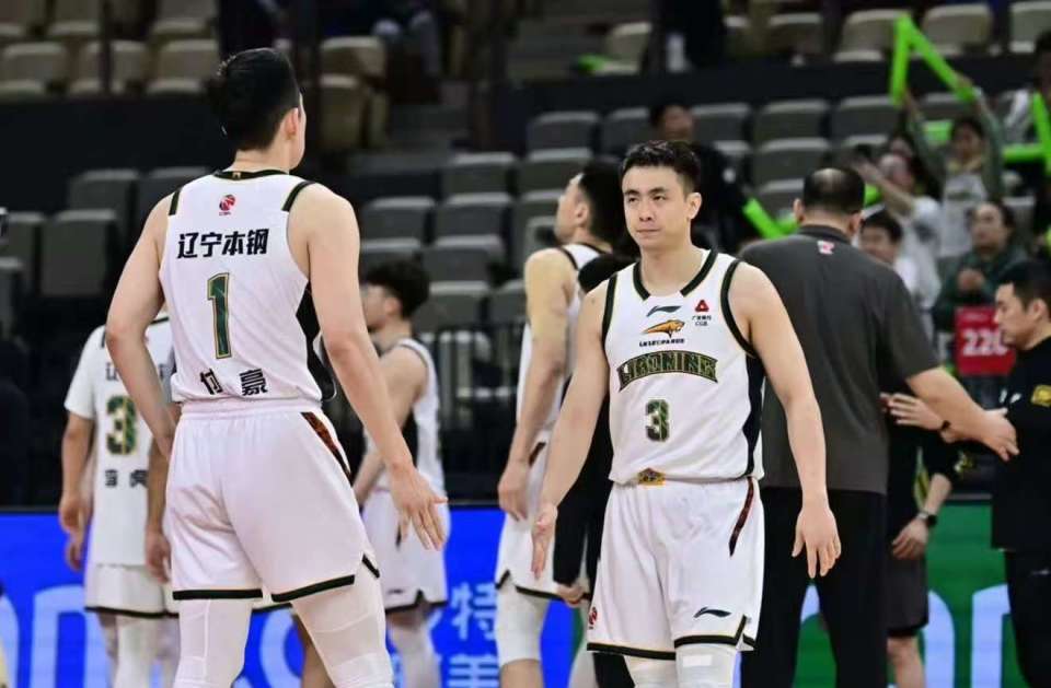 掀翻联赛第6，辽宁队爆出冷门！赵继伟17+9梦回巅峰，新外援首秀出色