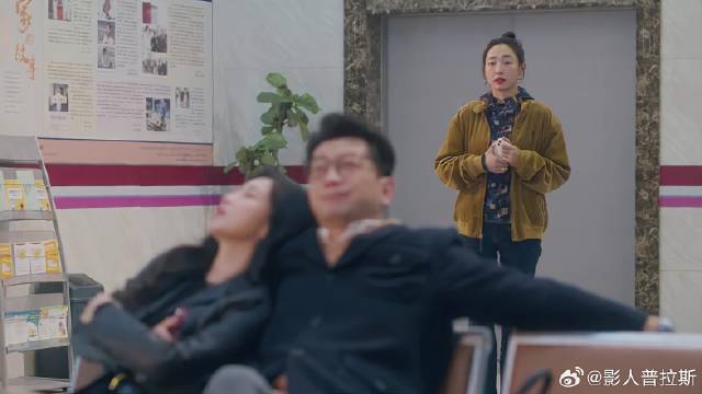 美女半夜去医院 怎料撞见前夫和闺蜜腻歪，彻底心寒