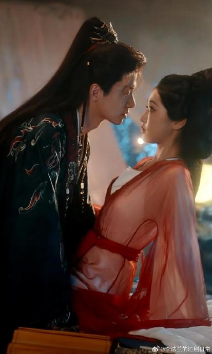 《折腰》这部剧在播出后取得了怎样的成绩和反响？