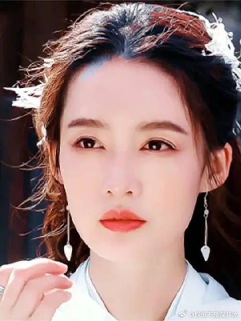 毕竟是师傅的要求，那就从男人变女人吧