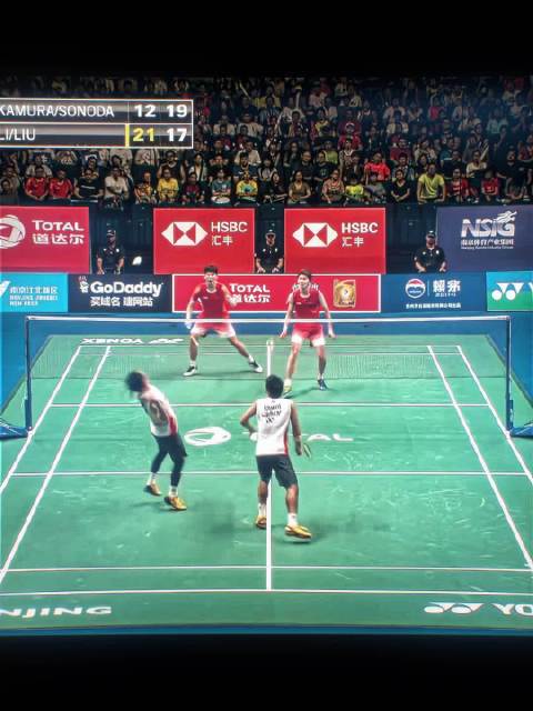 为什么国羽同时期总被压着打，从石宇奇—桃田