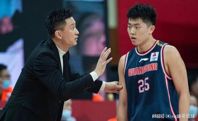 CBA最新战报！深圳负辽宁！广东惨遭大逆转，杜锋坚决力挺张皓嘉