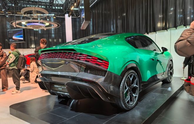 全球首发，追觅首款“火箭车” 正式亮相！