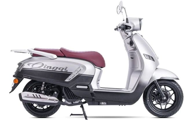 “标致”味儿很浓！轻骑摩托发布150复古踏板，售价12580元