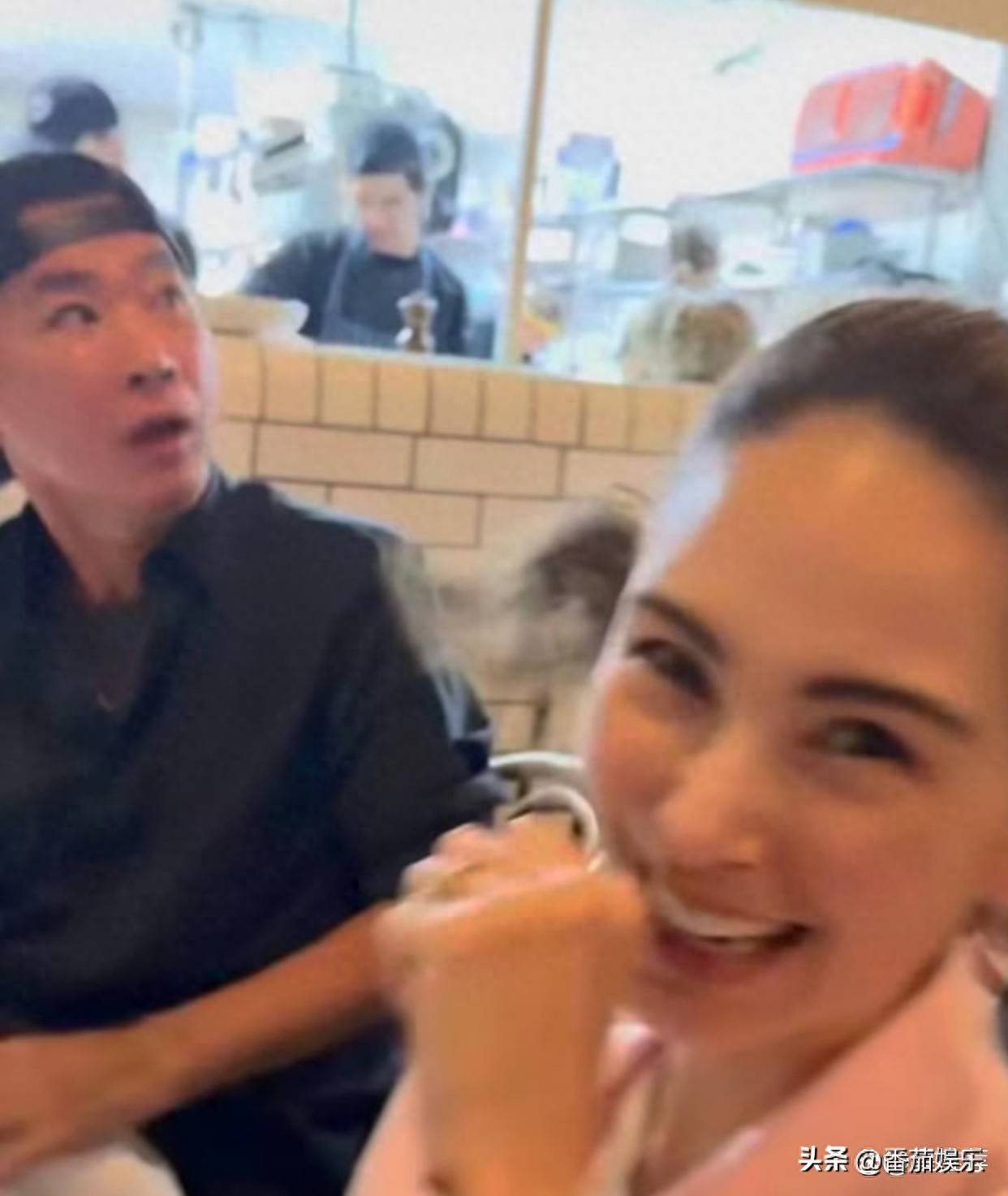 周杰伦ins发布昆凌与友人互动视频,力破离婚传闻