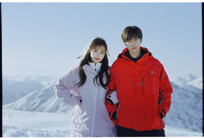 《嘘,国王在冬眠》收官,虞书欣、林一发长文告别