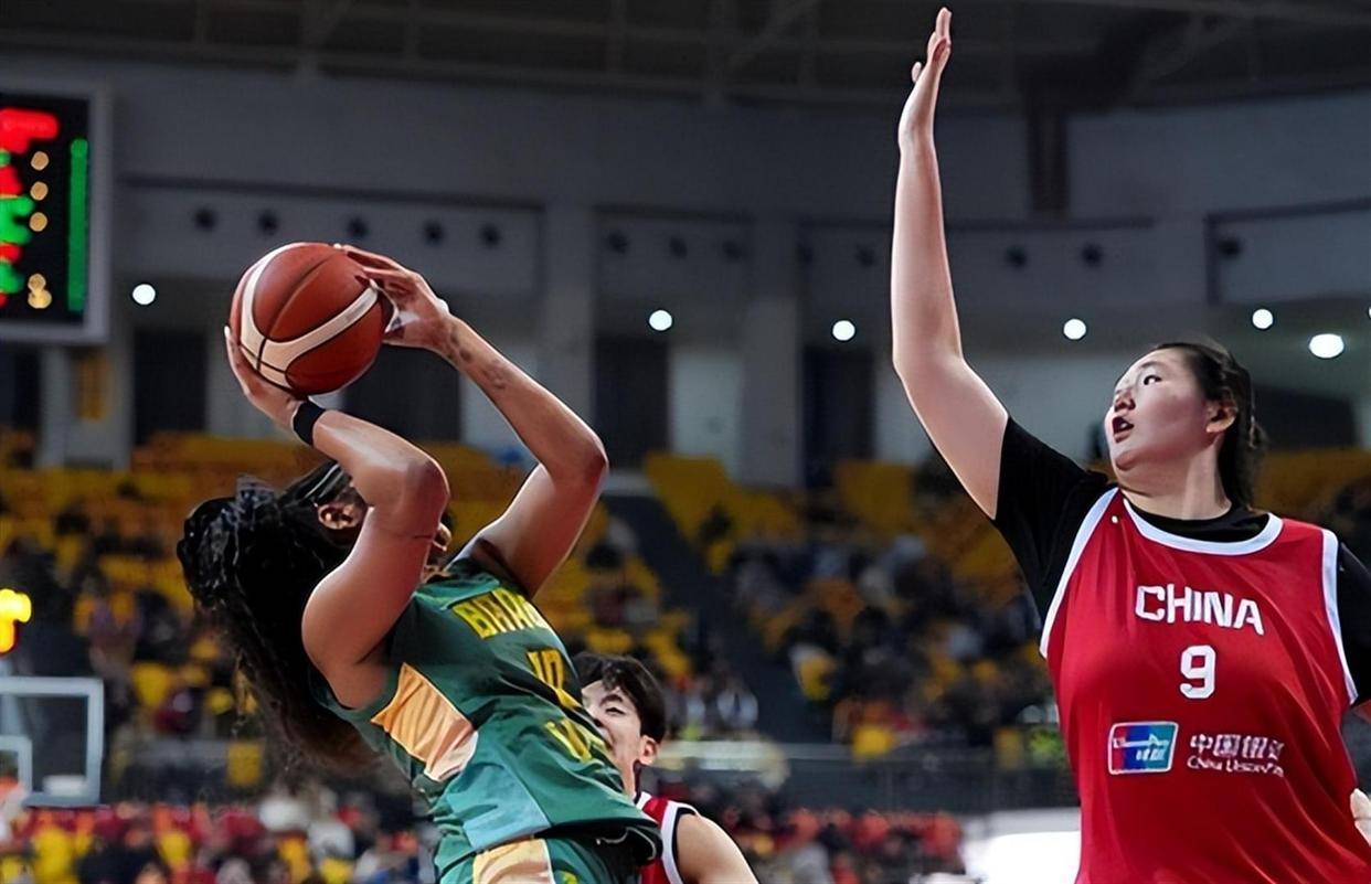 中国女篮世预赛,12人名单出炉,2人落选,宫鲁鸣即将要出大招了,有好戏看了_球员_韩旭_刘禹彤
