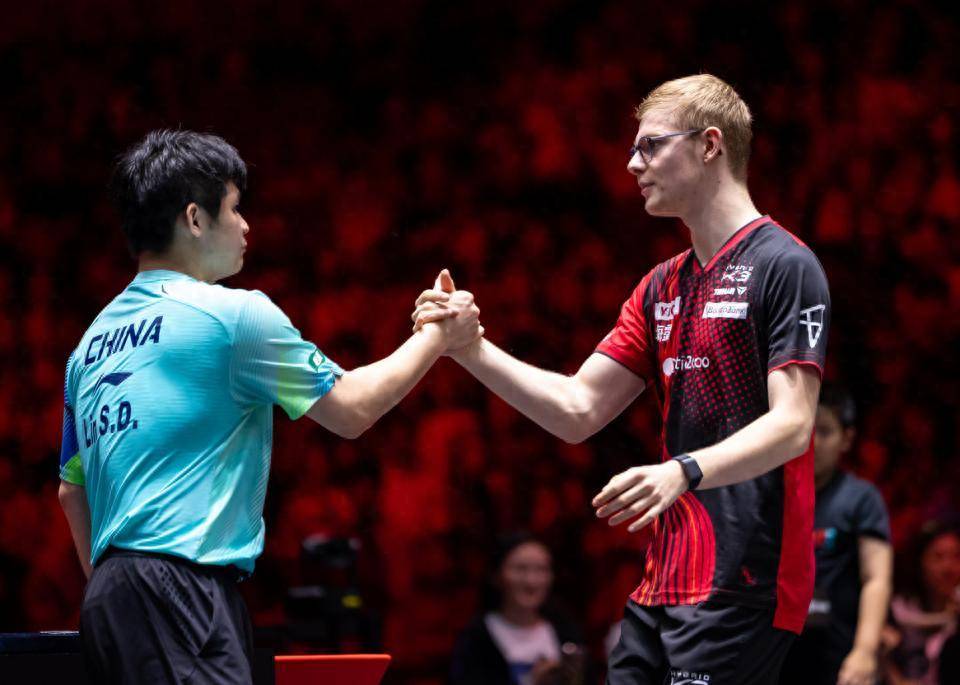 王楚钦5连胜!国乒占一席