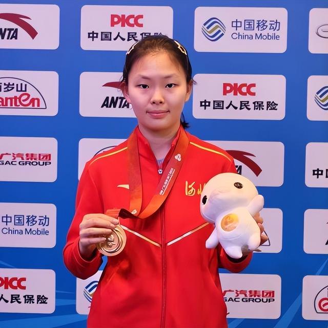 24小时连取两冠！孙颖莎16岁师妹跨级仍最强 前世界第一汲取经验