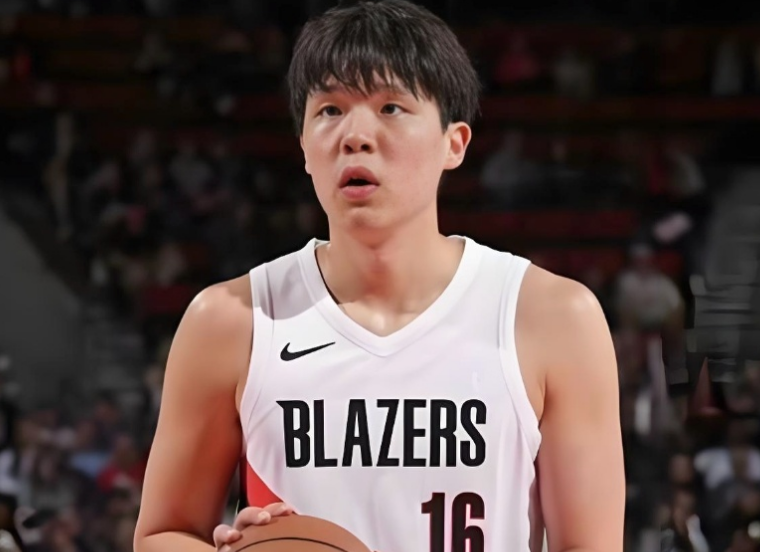 杨瀚森下放缺席！开拓者遭黄蜂19分逆转双杀 阿夫迪亚22+7