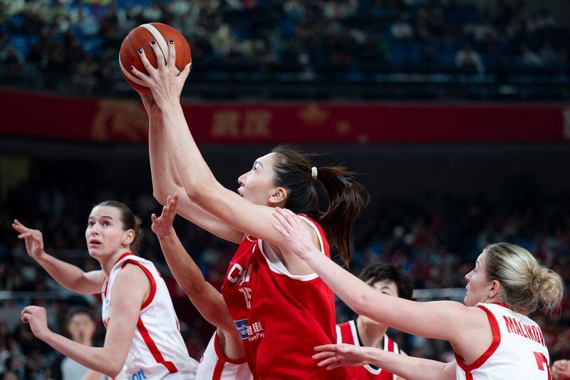 中国女篮世预赛大名单：韩旭李月汝领衔 刘禹彤无缘