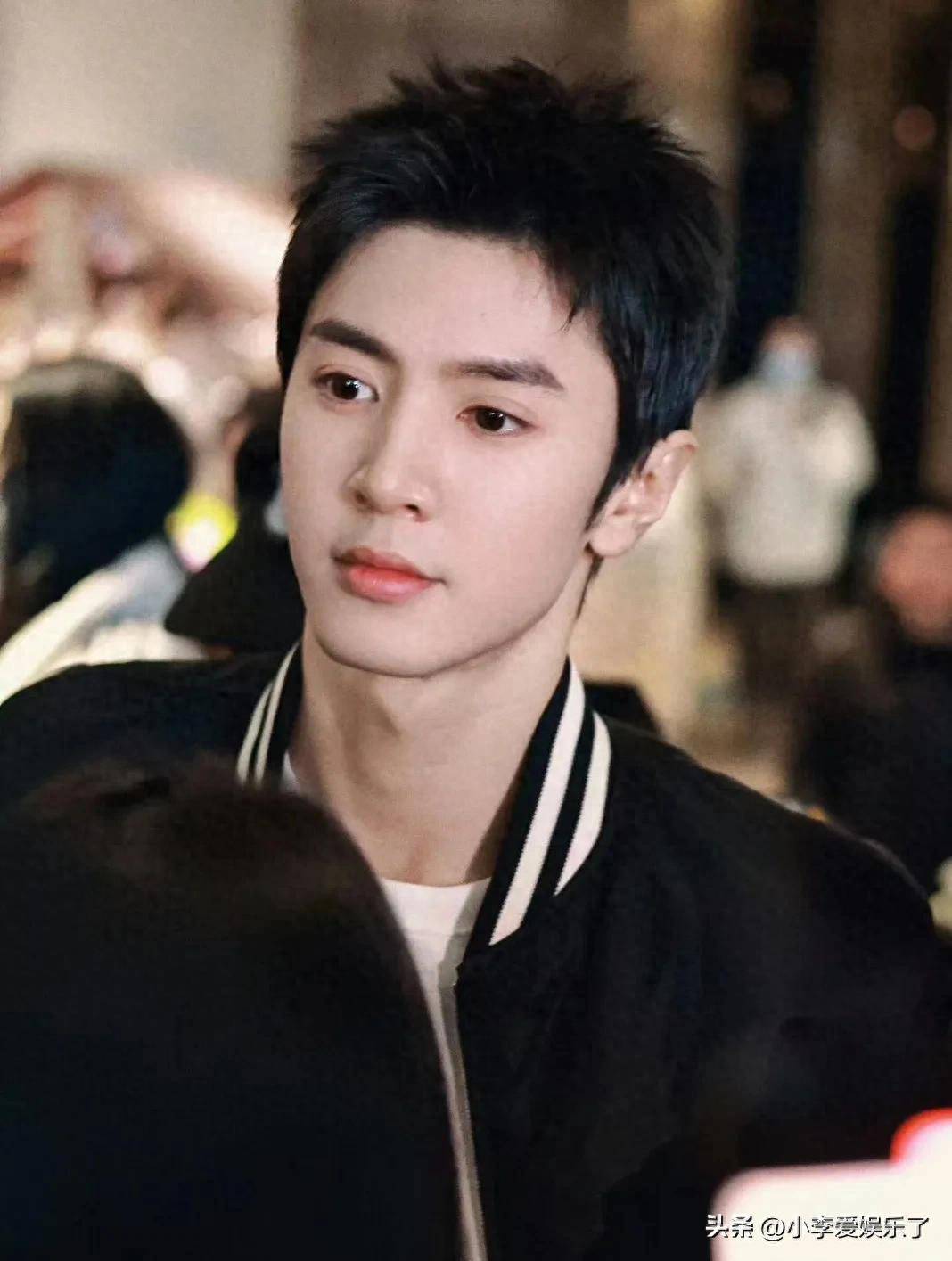 95流量生格局，王一博单独一队，丁禹兮邓为升咖，陈哲远资源下降