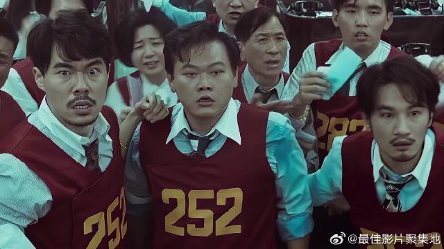 嘉文世纪股票跌到低谷期，哪想会彻底崩盘，人心惶惶