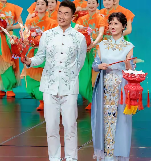 赵雅芝日常如何通过饮食、瑜伽等生活习惯来维持状态？