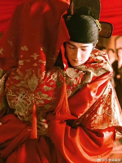 导演在横店很想昀孟