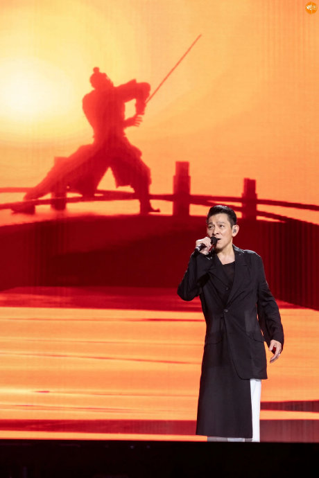 黄日华与刘德华、苗侨伟等港星的真实关系是怎样的？