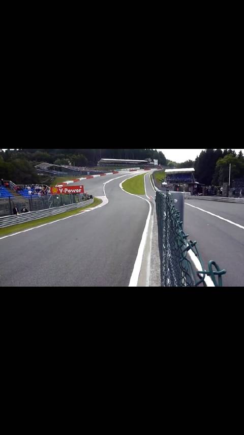 F1赛车速度之谜引热议,高价门票值不值