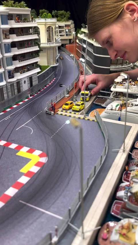 全球最大微缩铁路世界推出F1摩纳哥展区，耗时11年打造