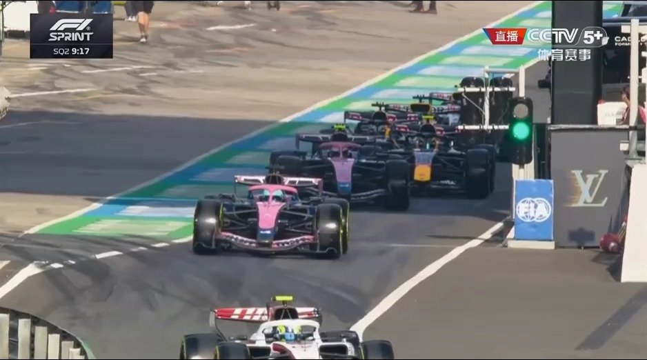 F1冲刺排位赛SQ2开战，凯迪拉克等三车队车手全部出局