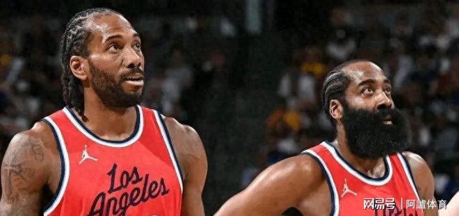 快船轮换困境:加兰回归后的阵容取舍与季后赛隐患|快船队|桑德斯|柯林斯|全明星|尼古拉斯·巴图姆_订阅