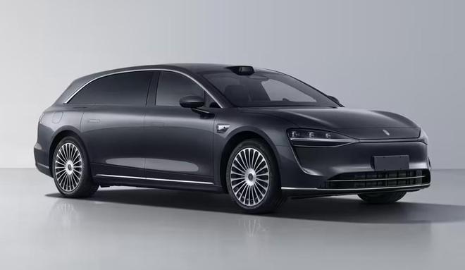 享界S9T实车曝光！9月上市、配4激光雷达，25万起售能有戏？