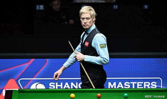 张安达上海大师赛第4杆破百，小特6-2淘汰罗伯逊晋级
