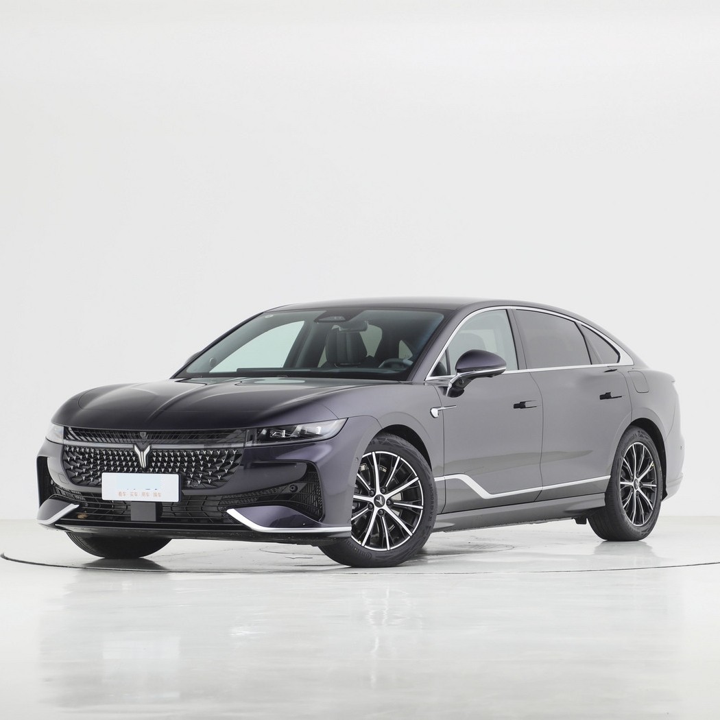 30万内插电混动中大型轿车四强对决，谁主沉浮？