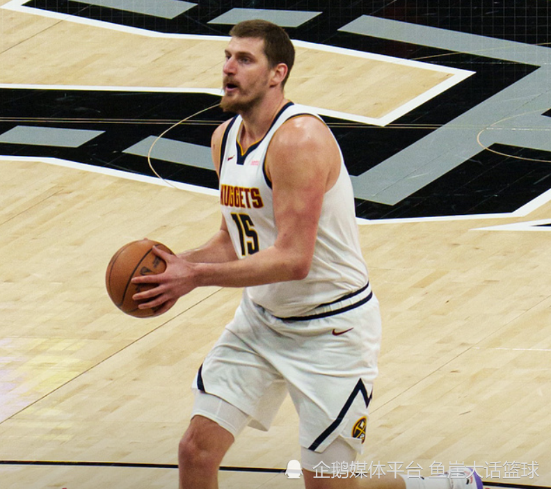 掘金20分逆转！约基奇31+20+12卡斯尔三双，文班不开心，穆雷39+7力挽狂澜