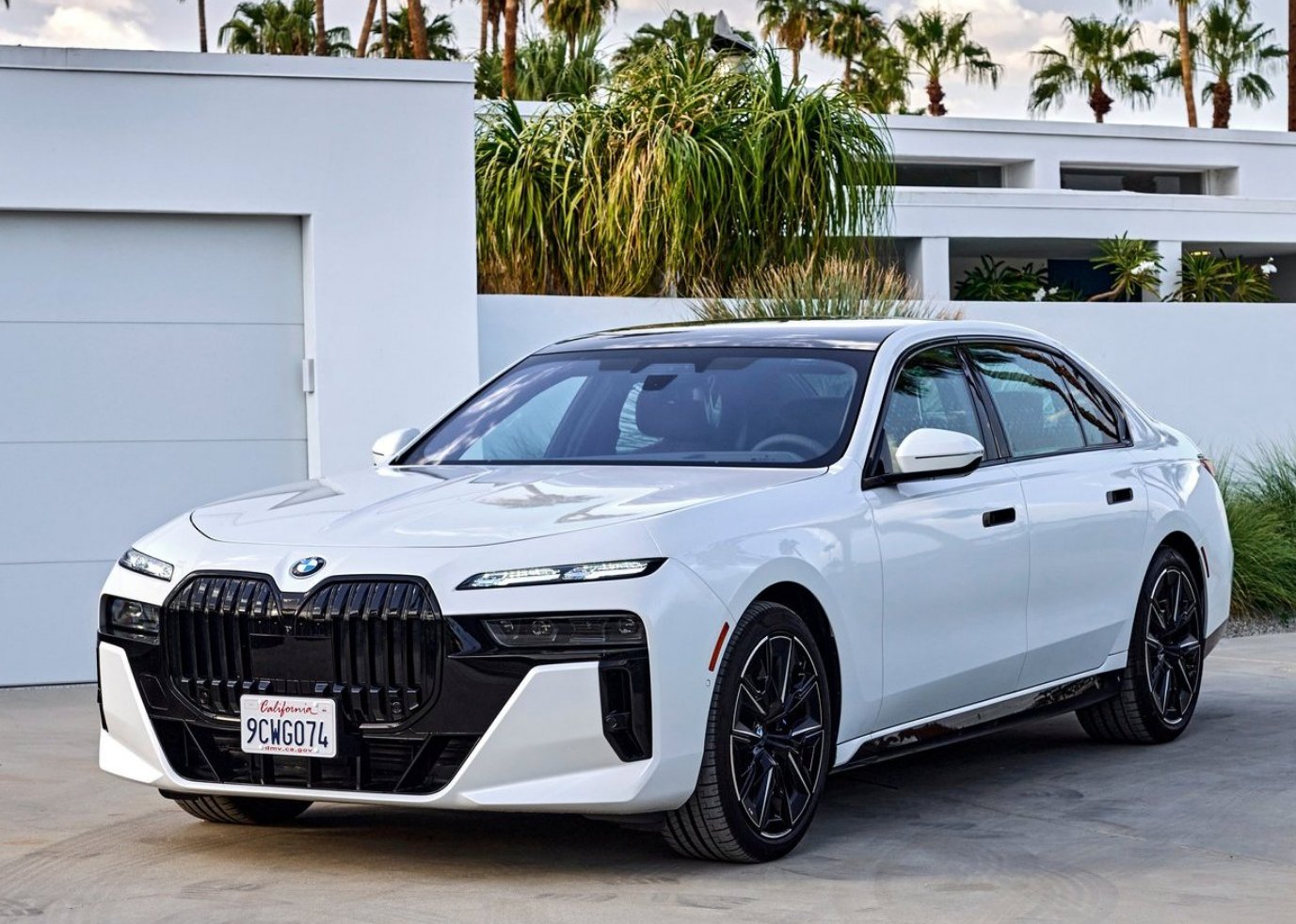 宝马7系小改款:取消L3自动驾驶,降为L2 | BitAuto