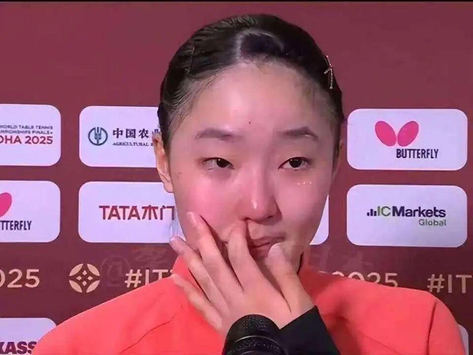 0-3 爆冷!王曼昱止步 16 强 张本美和躺晋级 郑怡静迎硬仗|国乒|奥运会开幕式|张本美和|王曼昱|郑怡静