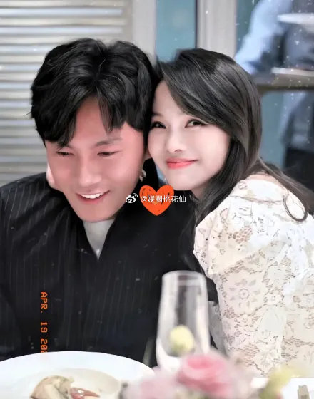 《妻子的浪漫旅行8》的四组嘉宾阵容分别是哪几对？