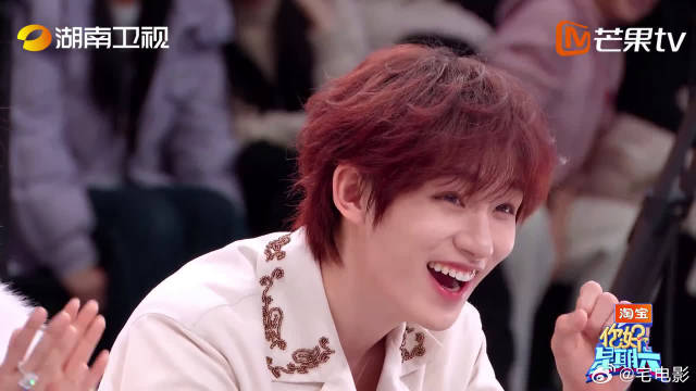 公转定律遇上华尔兹，创意和美感都在线