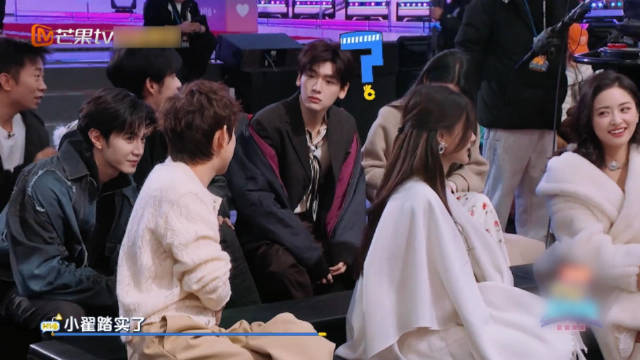 李一桐陈哲远等亮相你好星期六1983彩排花絮