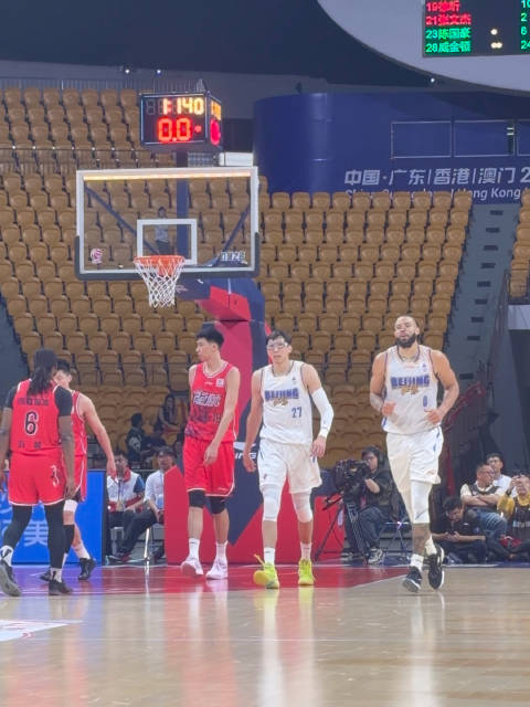 广州龙狮主场85比98负北京男篮，徐昕10分6篮板获历练