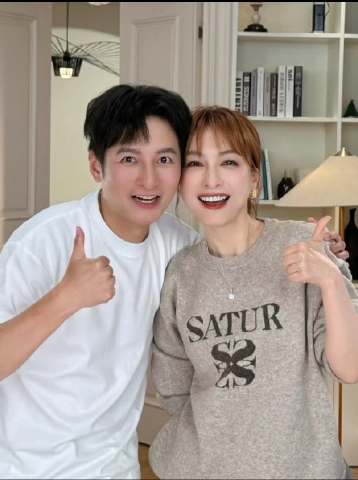 吴昕被粉丝错认成维嘉，幽默签名化解尴尬引全场欢笑