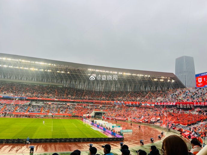 88分钟头球绝杀！泰山2-1逆转国安积分归零，主场十年不败