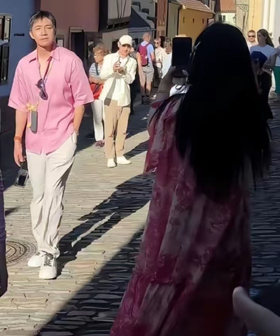 俞灏明在2010年拍摄事故中具体受了哪些伤？