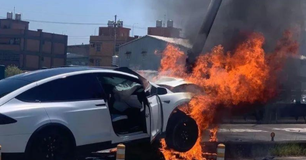 屡屡发难的电动汽车，为什么在碰撞测试没有露出马脚？