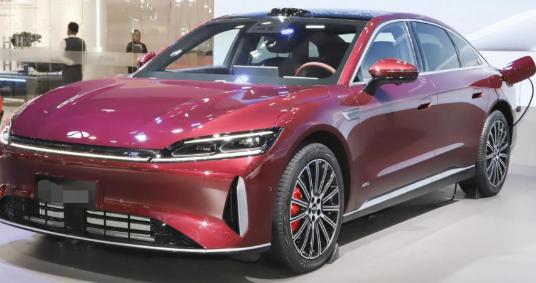 新能源车怎么选?风云A9L光辉(四驱)定义高价值新典范