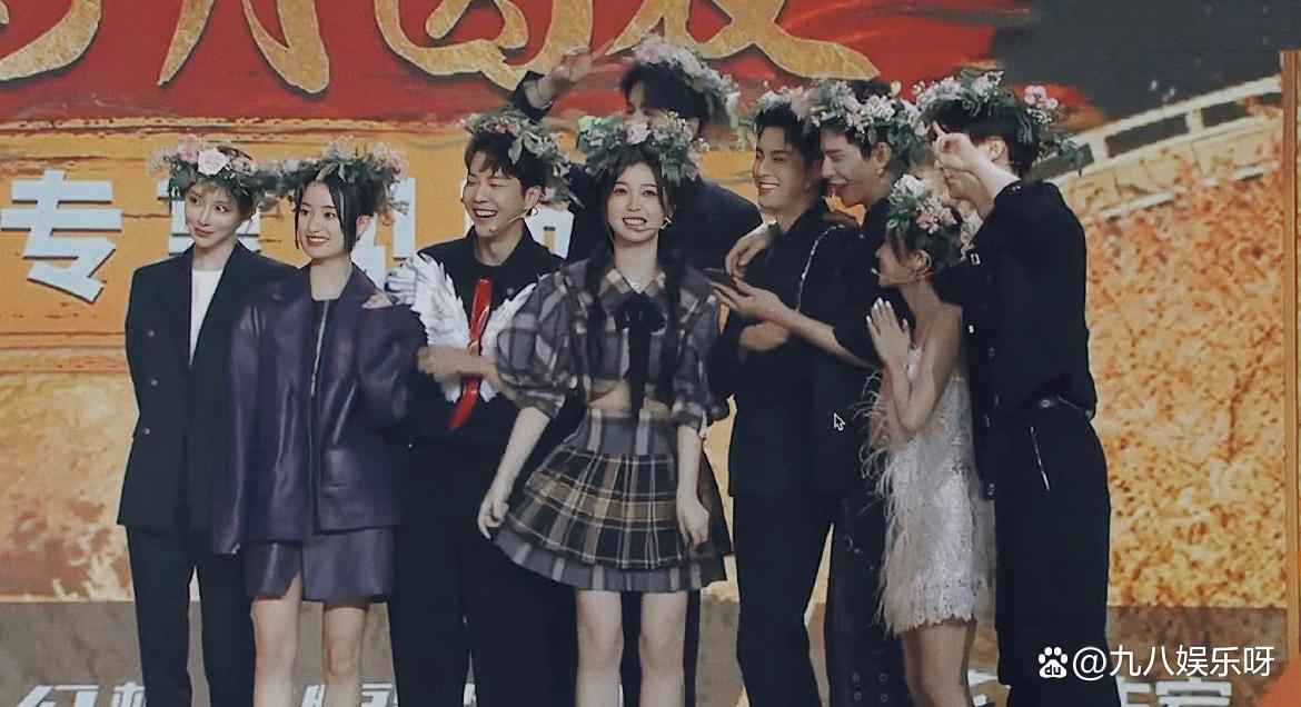 《苍兰诀》主演再合体,互动甜度爆表,现场应援超有排面