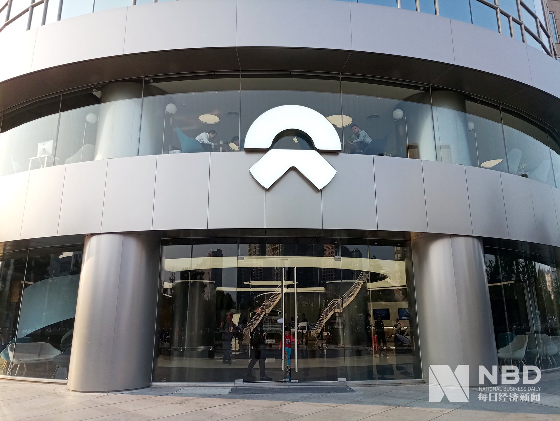 70亿!蔚来渡过艰难时刻,李斌打通融资双渠道,与亦庄国投合作已终结