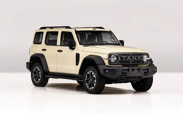 外观更硬派动力升级/车身尺寸加大新款坦克300hi4-t/hi4-z申报