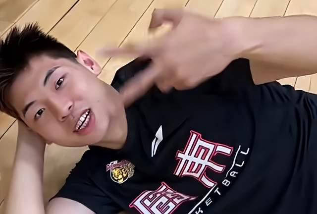 广东男篮客场遭遇三连败，崔永熙迎来首秀，杜锋或弃用两名状态低迷球员