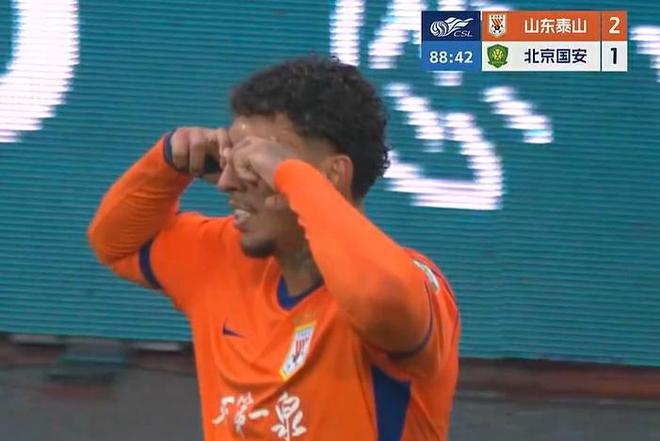 中超-泰山2-1国安2连胜后积分为0 克雷桑传射谢文能破门