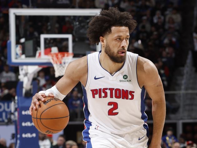 康宁汉姆与约基奇并列本赛季单场15分15助次数最多球员