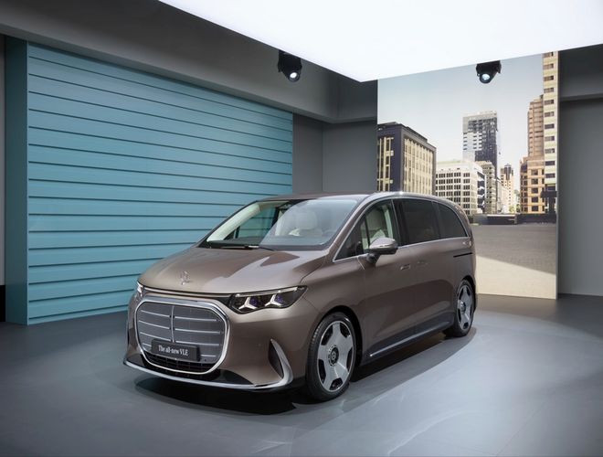 梅赛德斯-奔驰VLE纯电MPV登场，6-8座布局，续航700km！